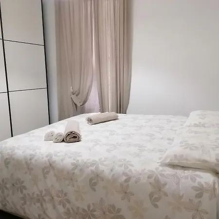 Homefiorediloto Apartment